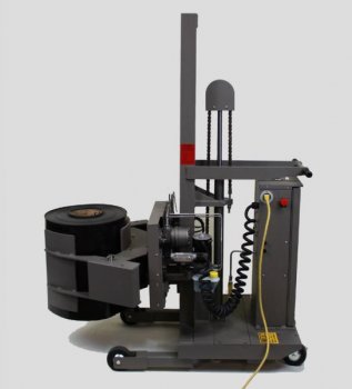 Roll Manipulators With Manual Travel for narrow aisles